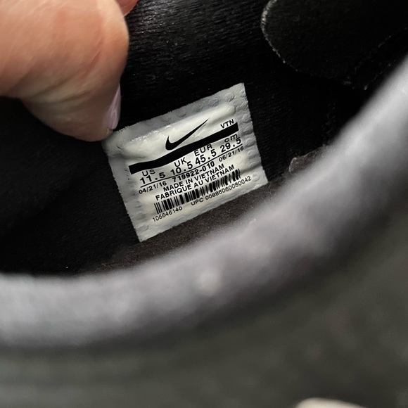 Nike cross trainers 5.0 black men’s size 11.5 - Picture 3 of 3